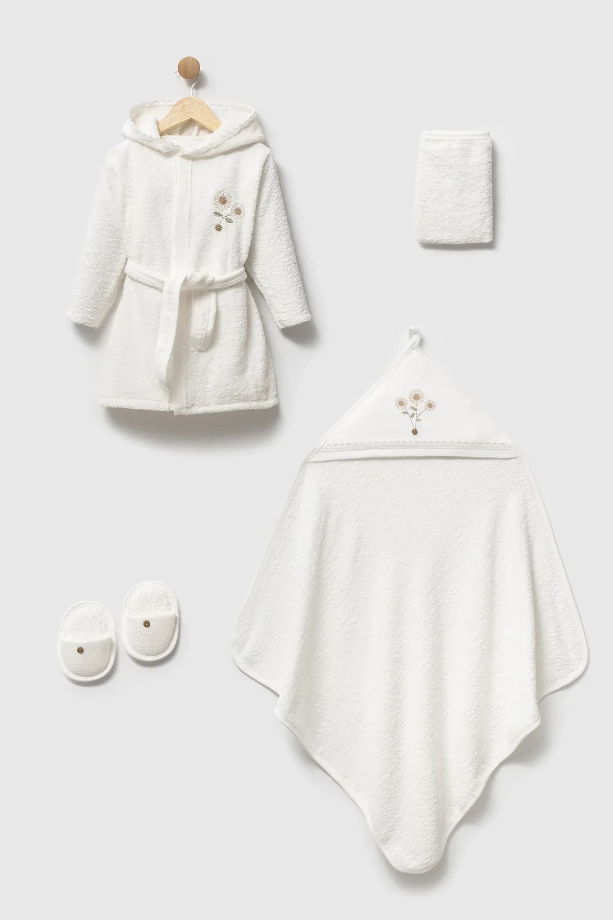 Coffret bain bébé fleurs blanc