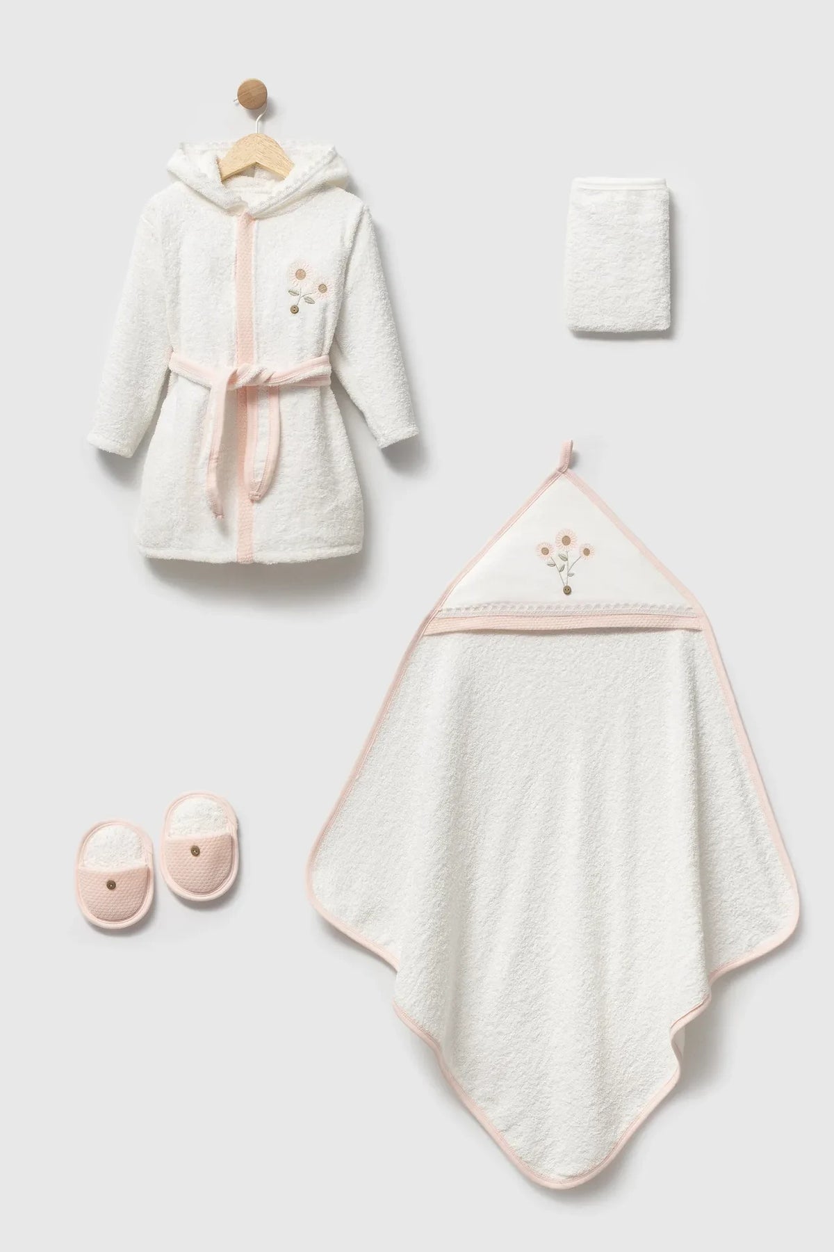 Coffret bain bébé fleurs blanc et rose