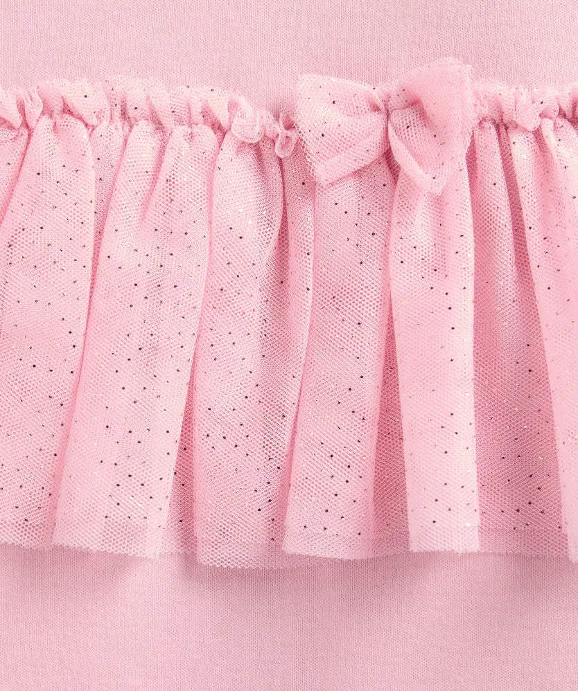 Détail jupette en tulle et nœud